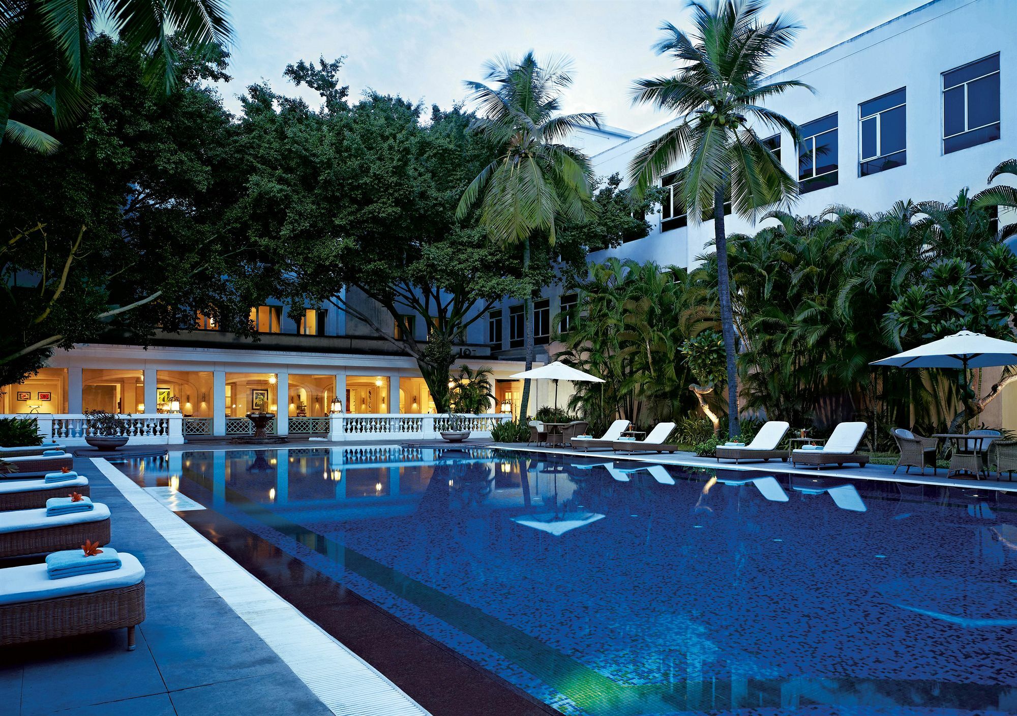 Hotel Taj Connemara, Chennai Exterior foto